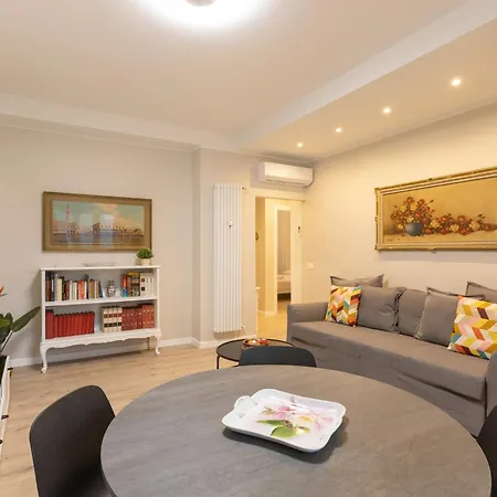 Wonderful 2 Bedrooms Fiera Area - Mirable Pm Διαμέρισμα Μιλάνο