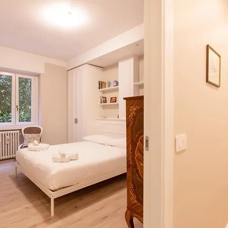 Wonderful 2 Bedrooms Fiera Area - Mirable Pm Apartment Milan